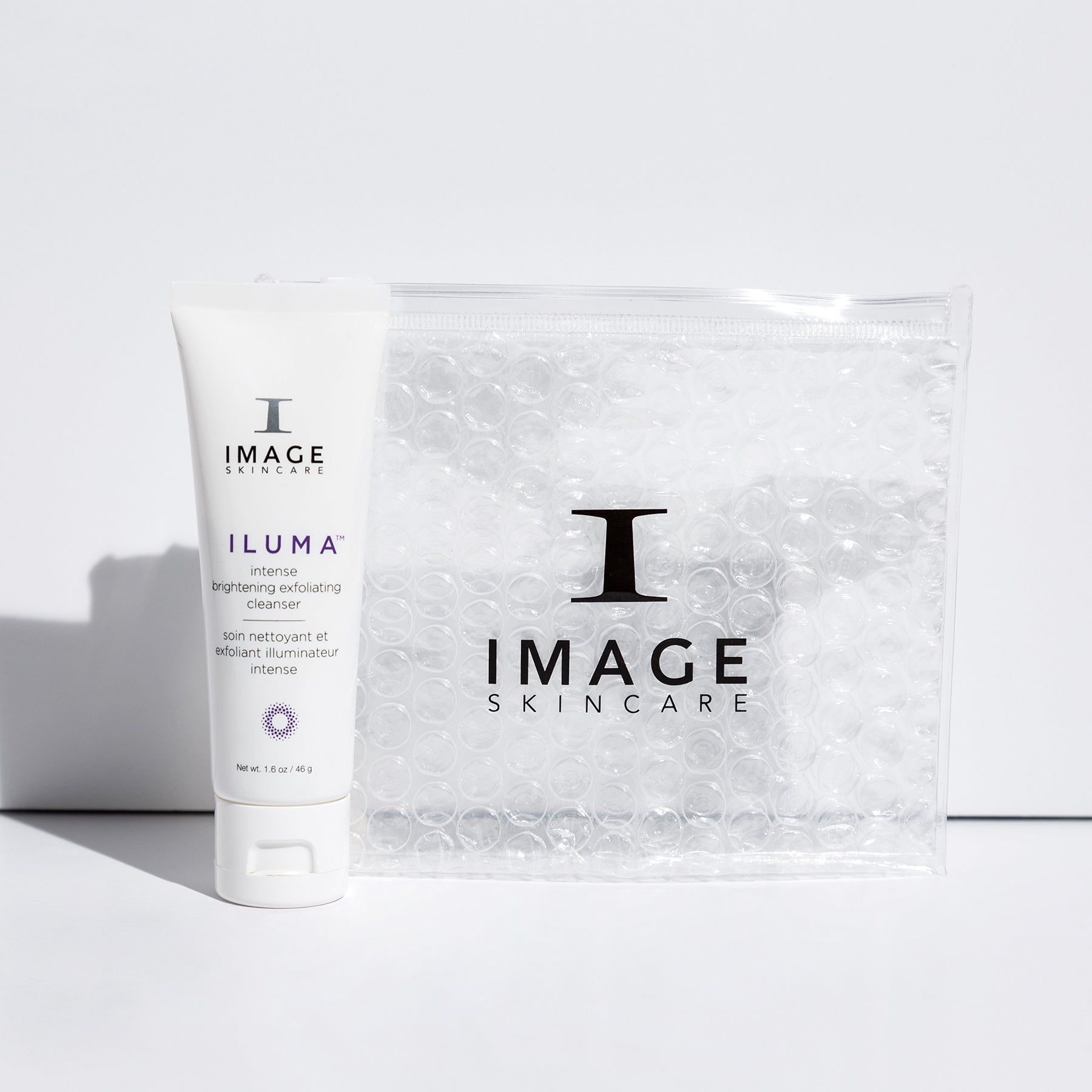 ILUMA® intense brightening exfoliating cleanser discovery-size